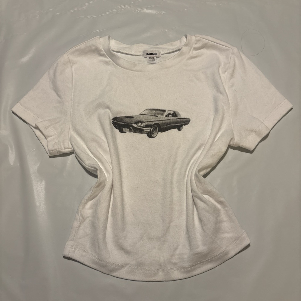Garage White Short Sleeve Graphic Tee Fitted